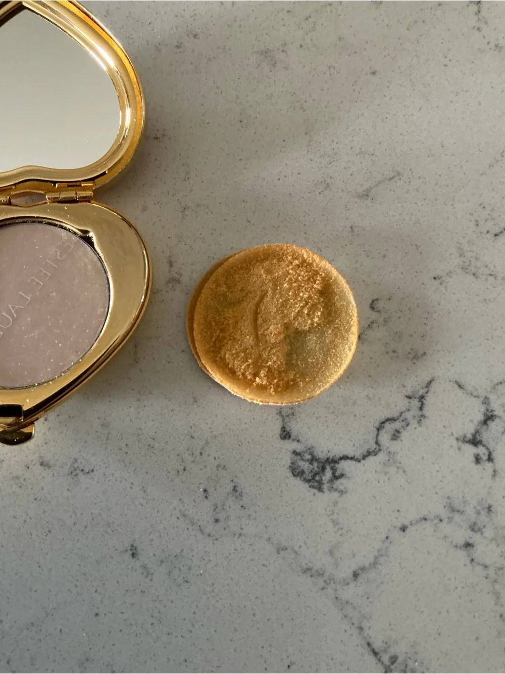 Estée Lauder lucidity pink crystal ribbon gold heart full pressed powder compact